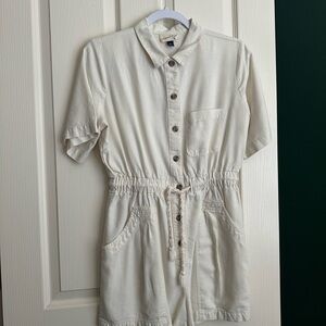 Universal Thread Linen Blend Romper